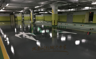 ‌旧地面翻新方案：伽师环氧地坪涂层覆盖混凝土裂缝修复技术